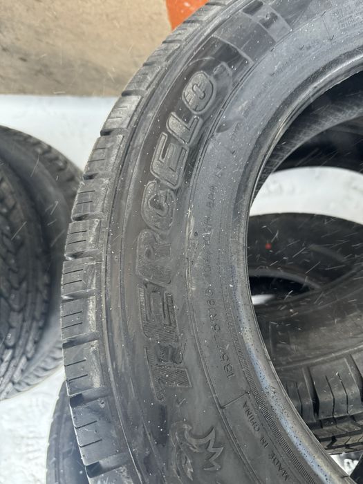 Продам резину на газель всесезонка