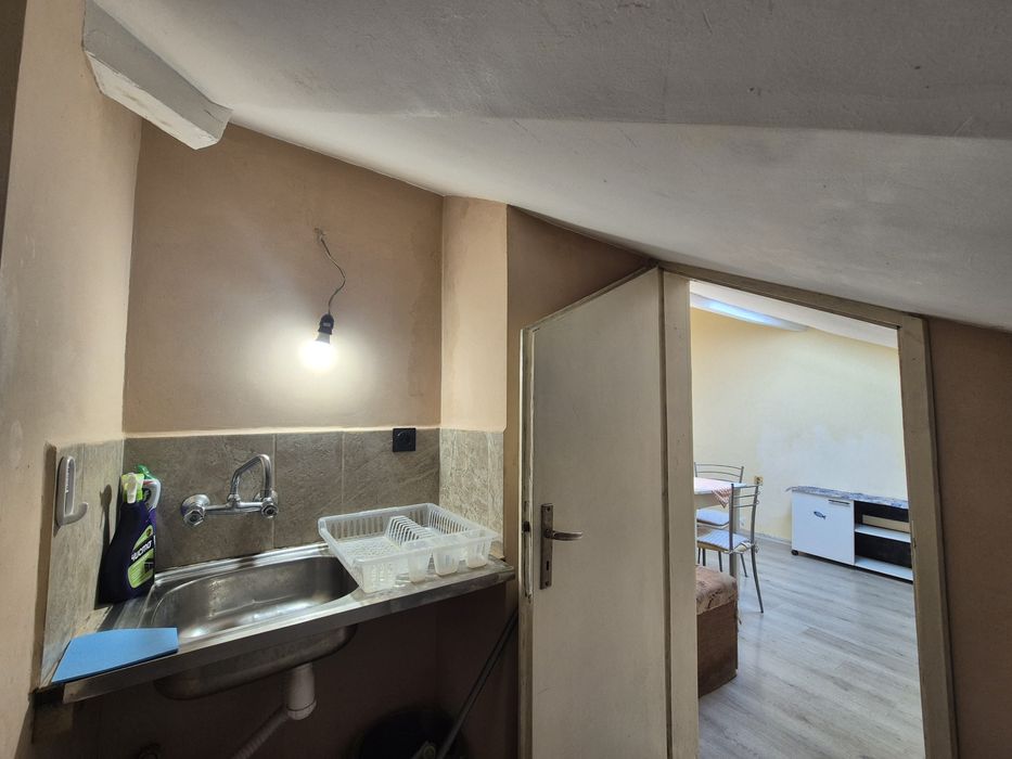Дава се под наем Двустаен апартамент в Варна, Победа - 48 кв.м за 289.17 € - Снимка #5