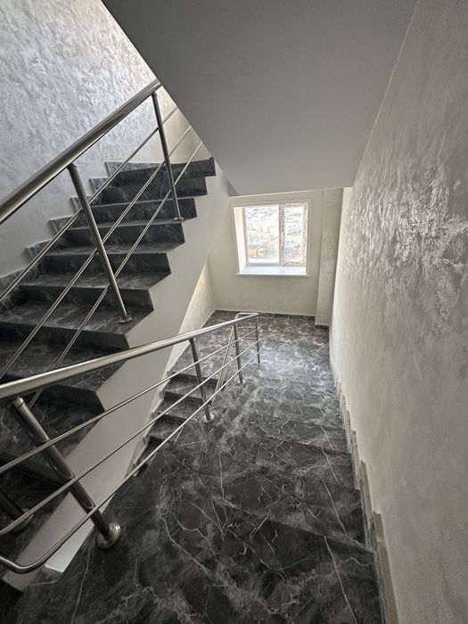 Продаем евро-2 центр пред. чистовая