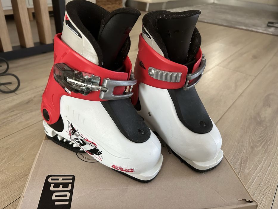 Vand clapari copii marime reglabila 25-29