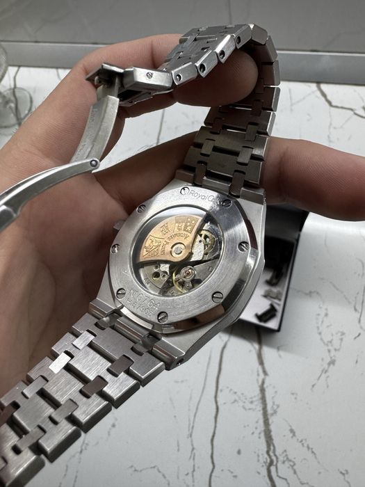 Продам Часы мужские