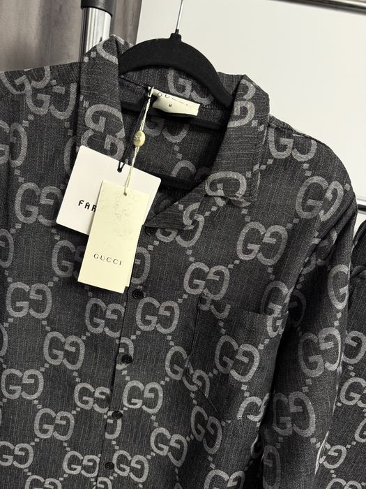 Compleu GUCCI super calitate