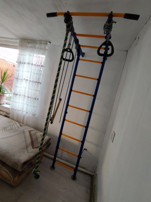 Шведская стенка для тренеровки