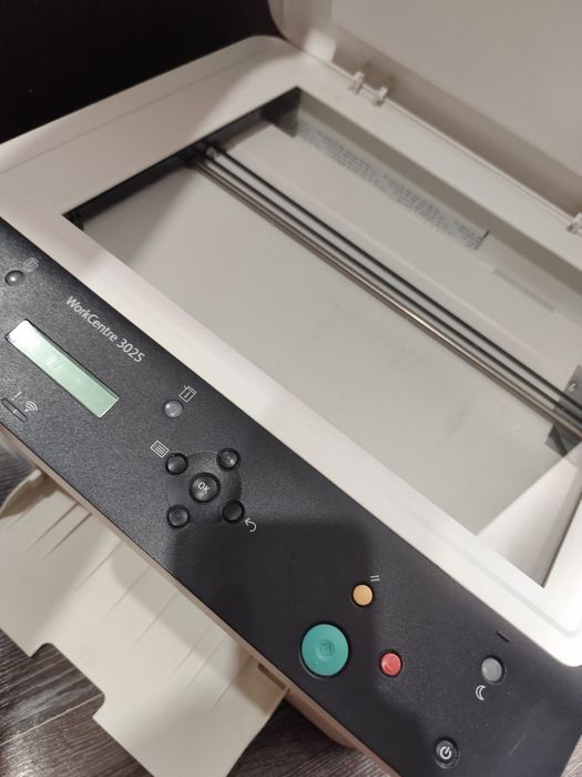 Продам МФУ Принтер копир сканер