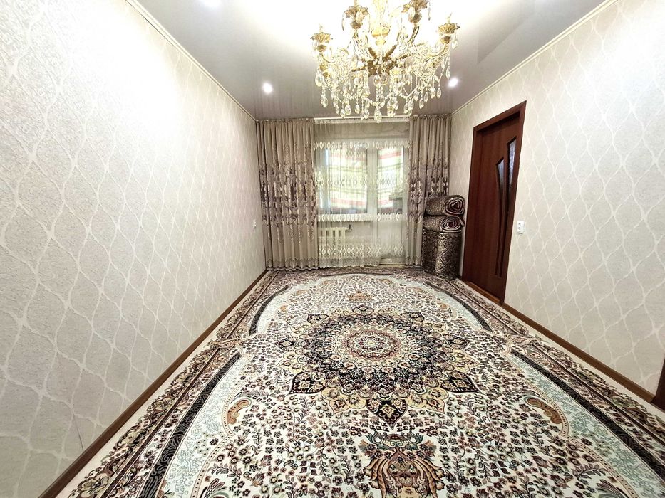 4х-комн.квартира, 5/5 этаж, по Мира, район Самрук