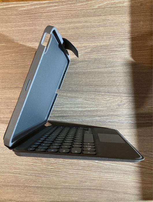 Tastatura cu touchpad pentru iPad Air/ iPad Pro 10.9/11 inch
