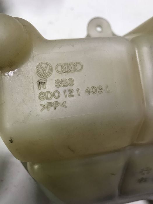 Vas expansiune lichid parbriz stropgel Skoda Superb 1 Passat B5.5