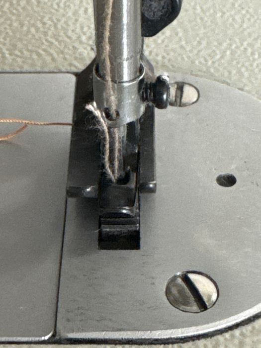 Шагайка  TYPICAL  Швейная машинка