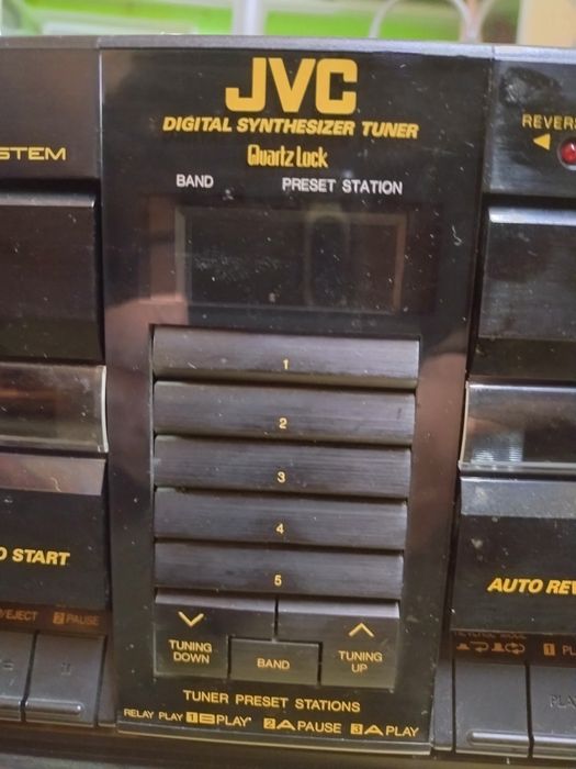 Dublu radiocasetofon JVC PC-V88