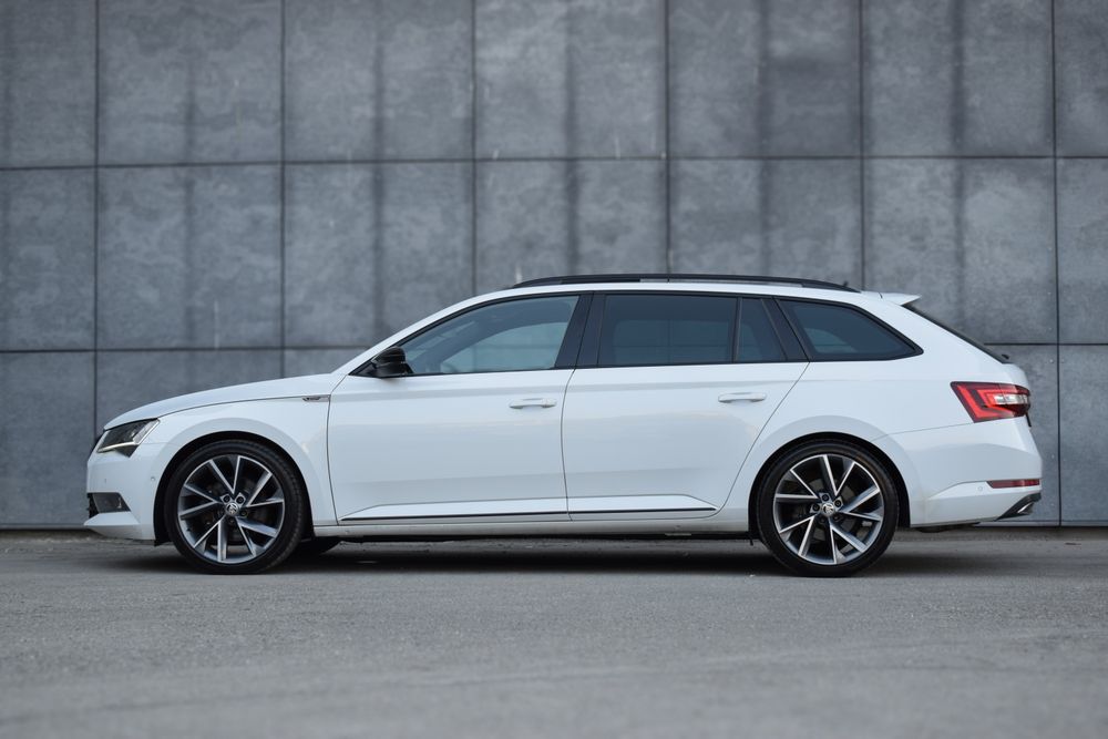Skoda Superb 2.0 tdi Sportline