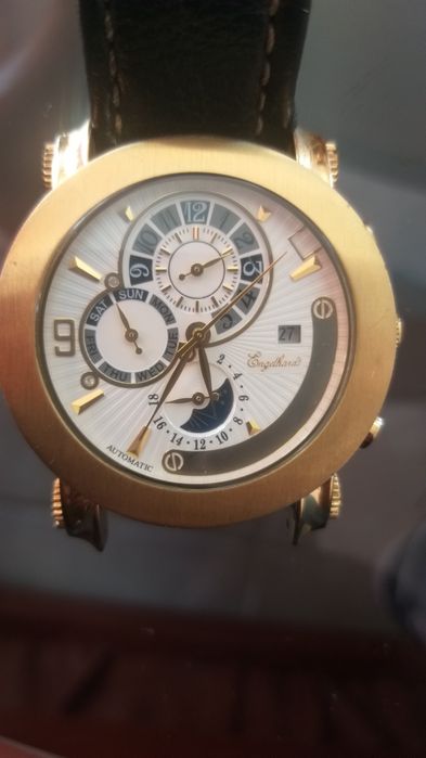 Vand ceas mecanism automatic