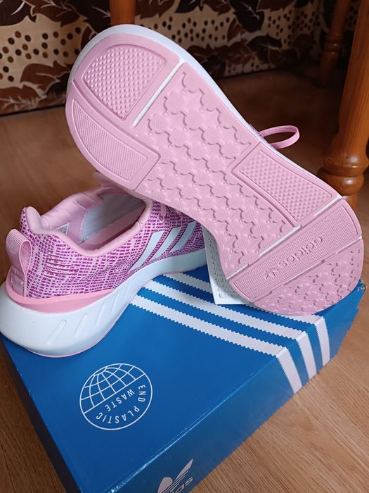 Adidas нови маратонки