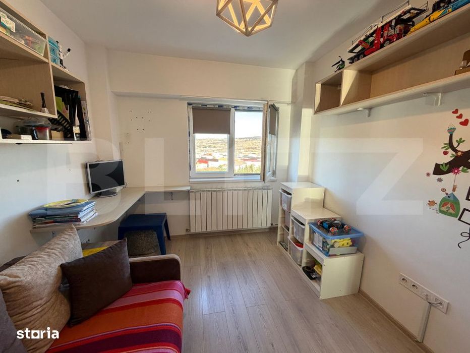 Apartament de vanzare, cu 3 camere