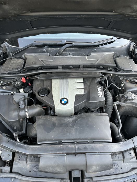 Dezmembrez e90 m pachet