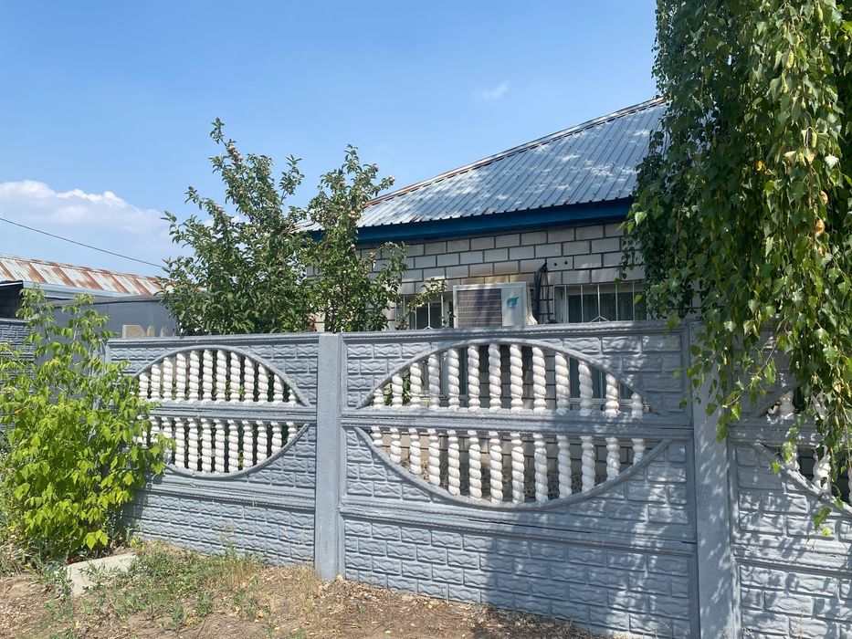 Продам заборные плиты