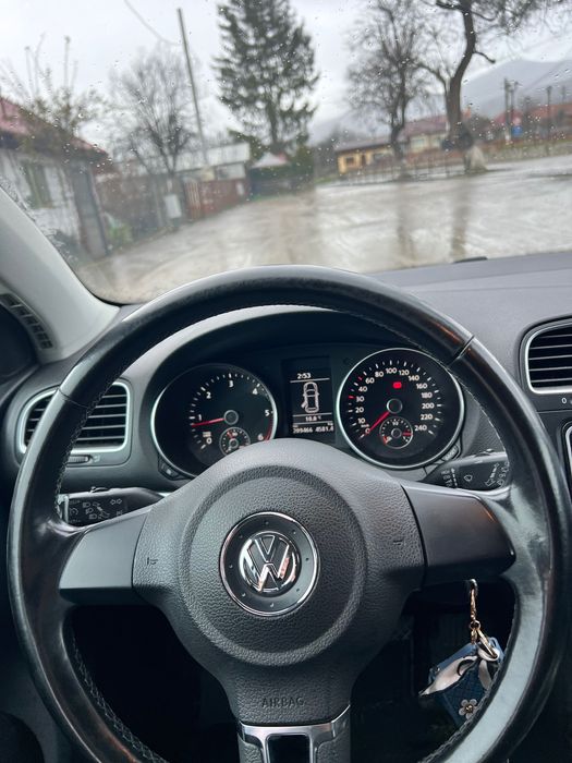 Volkswagen Golf 6