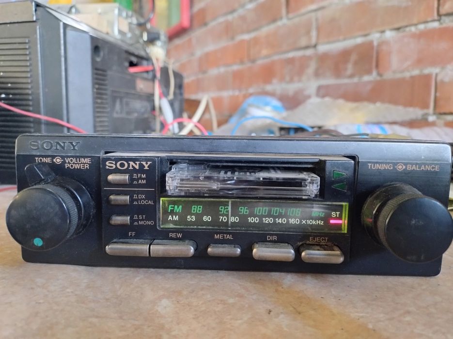 Ретро авто радио касетофон sony