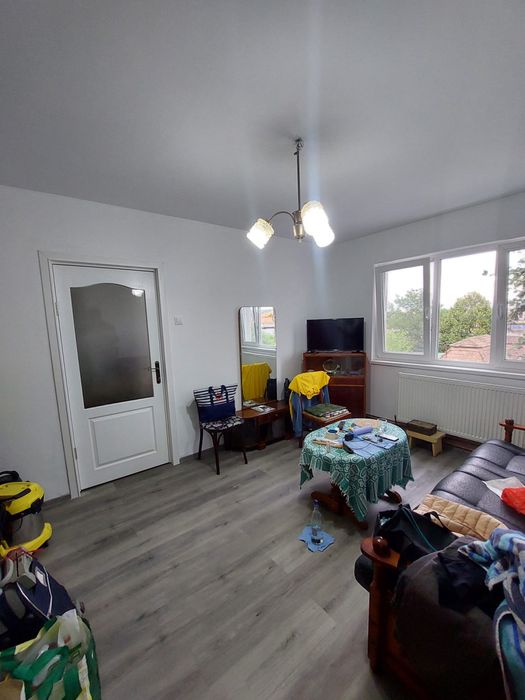 Vand apartament 2 camere