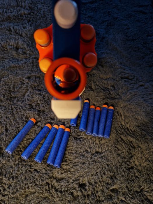 Pusca nurf cu 2 rezerve de gloante