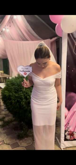 Продается платья