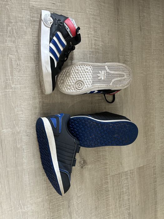 Зимни маратонки Adidas #26