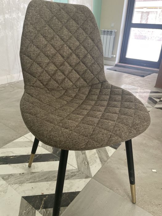 Стулья с чехлами