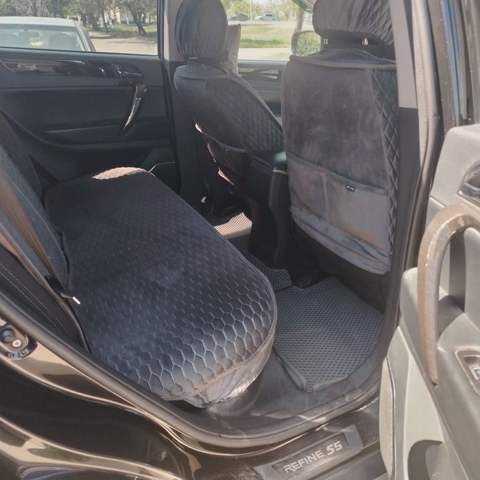 Автомобиль Жак S5 2019