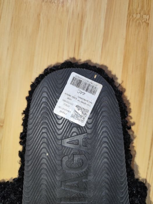 Papuci / Șlapi Balenciaga Furry Black - Mărimea 44 - Noi/Impecabili