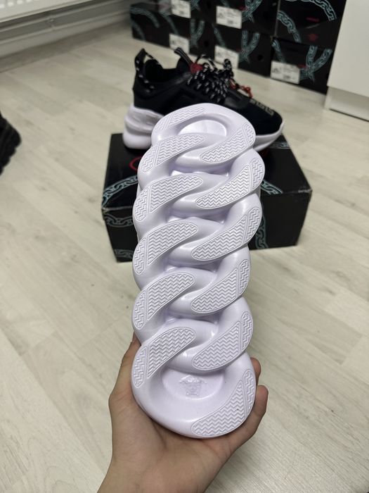 Versace Chain Reaction
