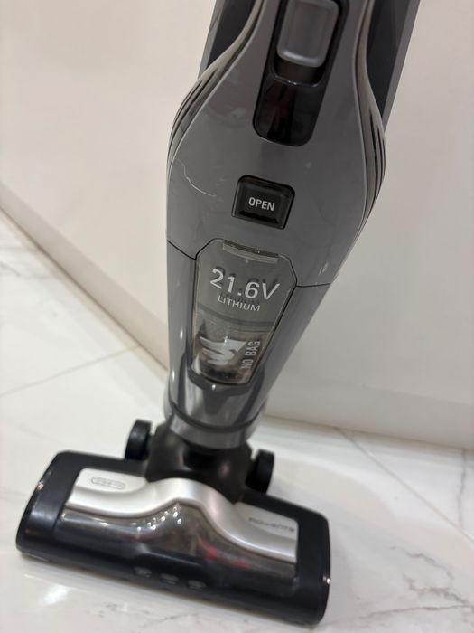 Прахосмукачка вертикална Rowenta