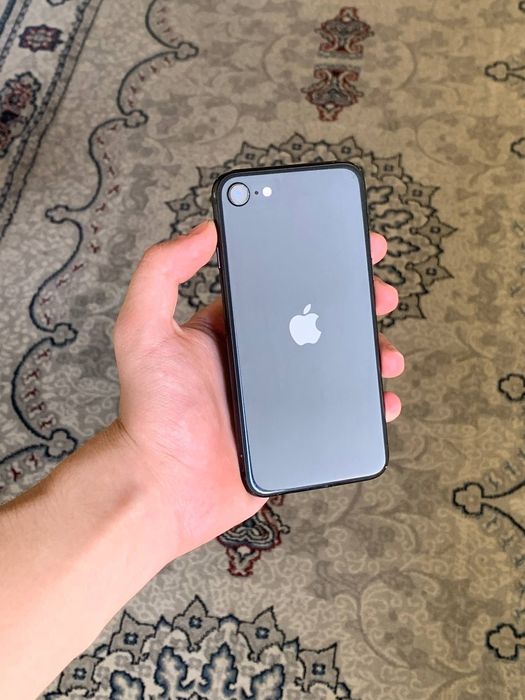 iPhone se 2020 64