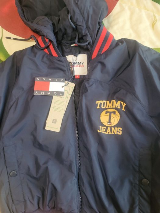 Geaca Tommy hilfiger 100% originala fete-S