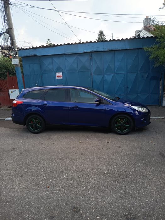 Vând Ford Focus MK3 1.6tdci