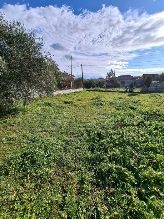 Продава се парцел в регулация с площ 205 м2 в Аспровалта, Гърция