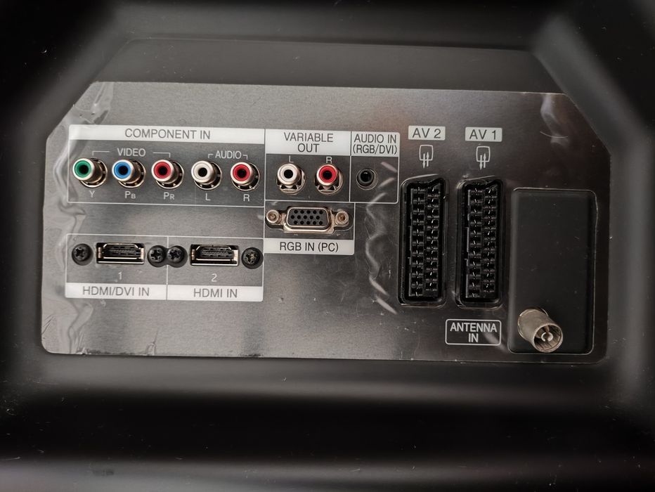 Телевизор LG 32 диагональ