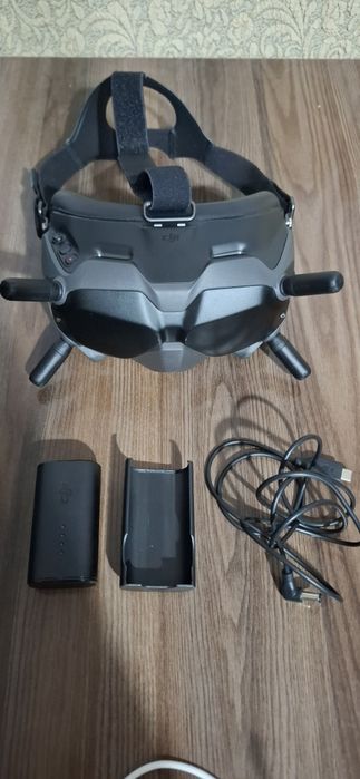 DJI Goggles V2 и DJI FPV Remote Controller 2