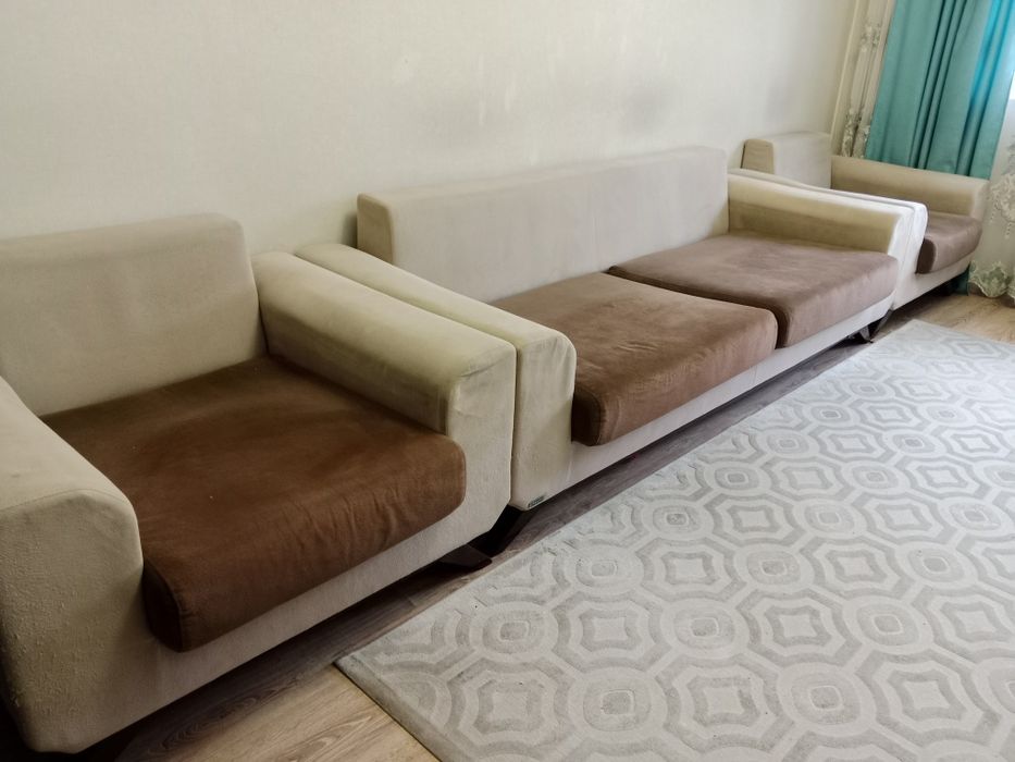 Диван в хорошем состояний