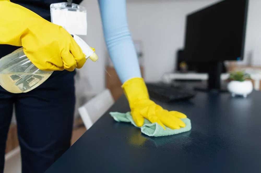 Servicii curatenie