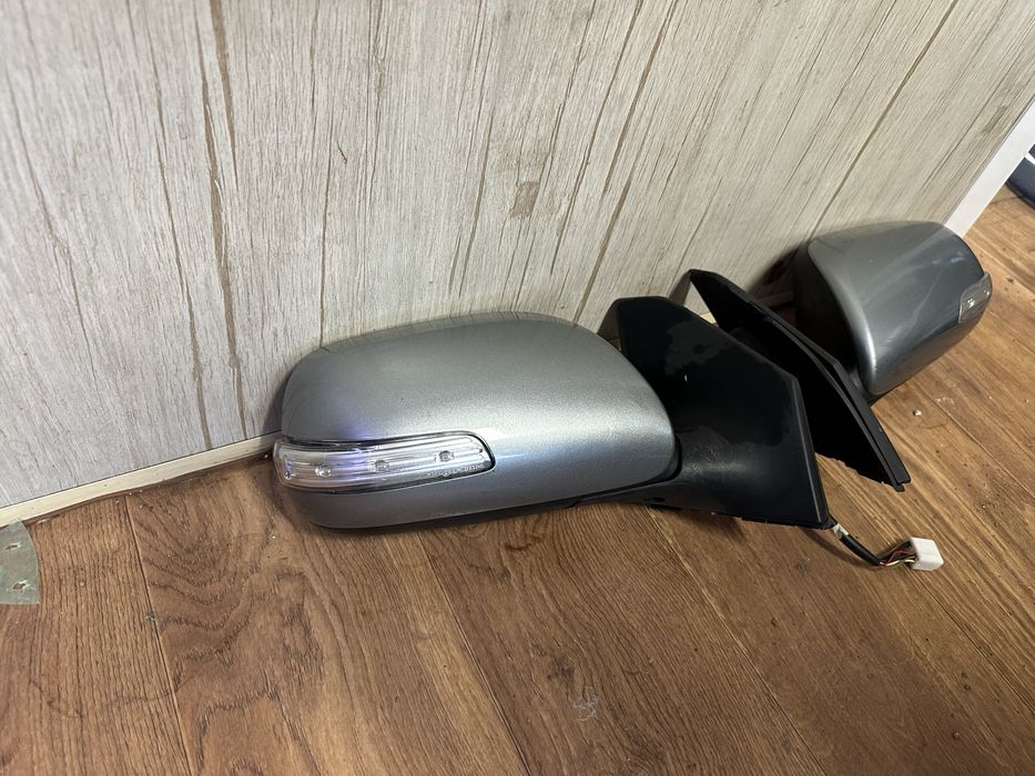 Огледало/Огледала за Тойота Авенсис Т25 facelift със ел прибиране!