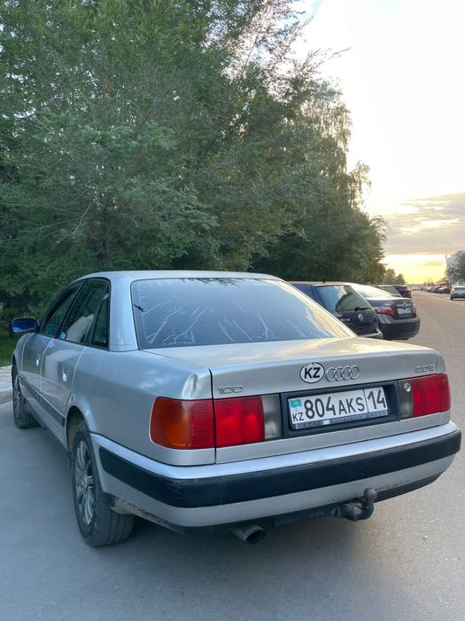 Продам AUDI 100 C4