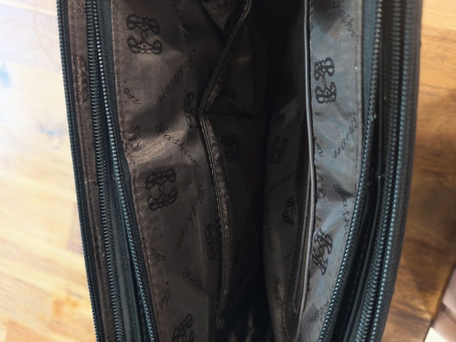 Geantă tip servietă / laptoptas,, material tip suede