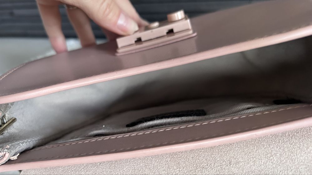 Оригинална чанта Furla