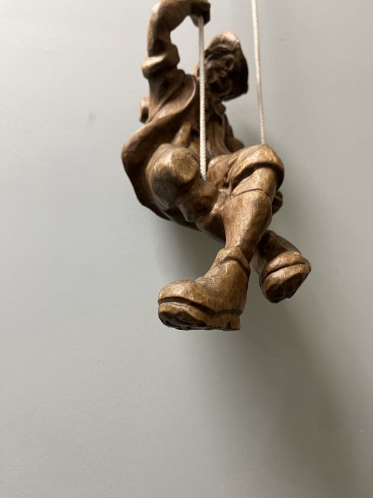 Дървена фигура / 50-те