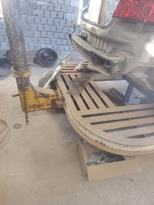 Авто стапель для кузовных работ