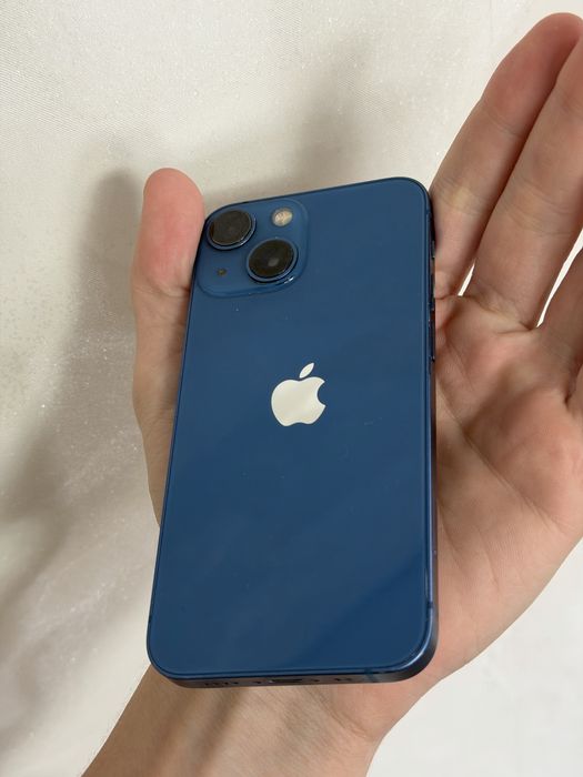 Продам Iphone 13 mini