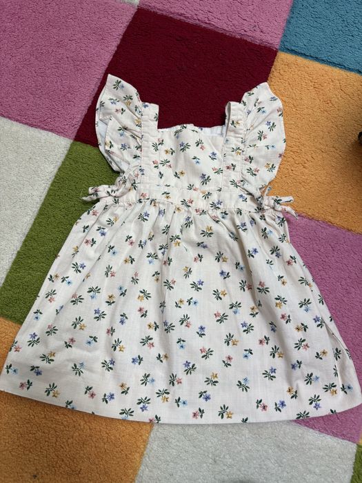 Rochita Zara, 18-24 luni, marimea 92