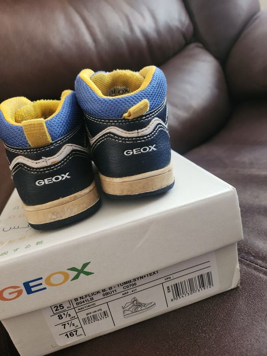 Детски боти Geox