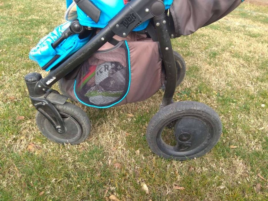 Продава детска количка zippy sport tutis 3 в 1