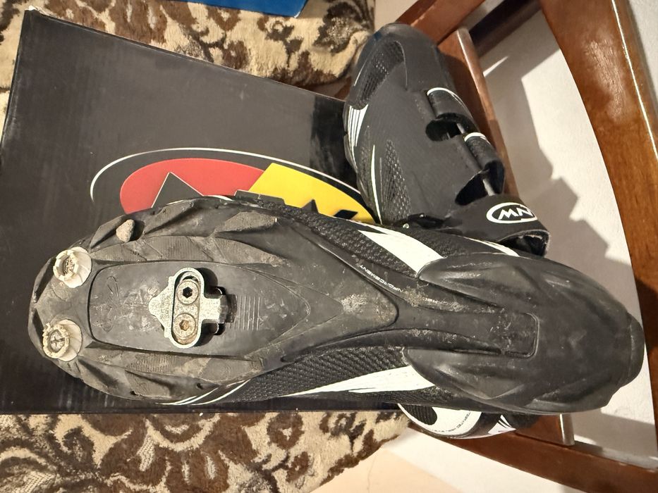 Pantofi ciclism Northwave 43