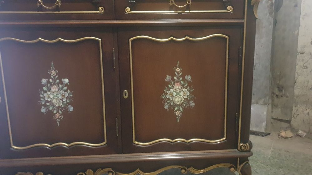 Античен шкаф стил барок/рококо